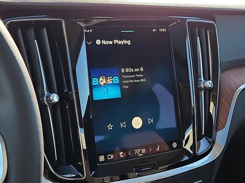 Certified 2025 Volvo S60 B5 Plus image 17