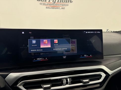 Used 2024 BMW 330i Sedan image 17