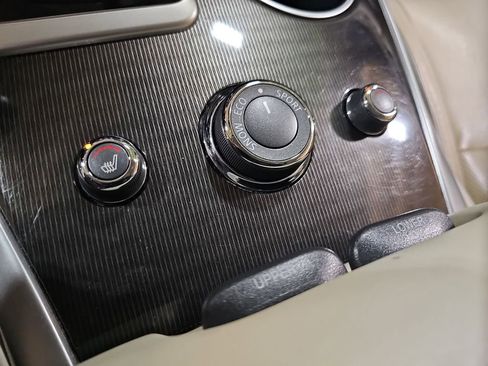 Used 2019 INFINITI QX60 Luxe w/ Essential Package image 22