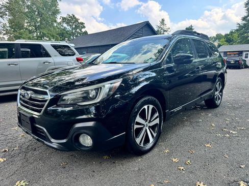 Used 2019 Subaru Outback 2.5i Limited AWD/4WD image 1