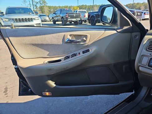 Used 2001 Honda Accord LX image 29