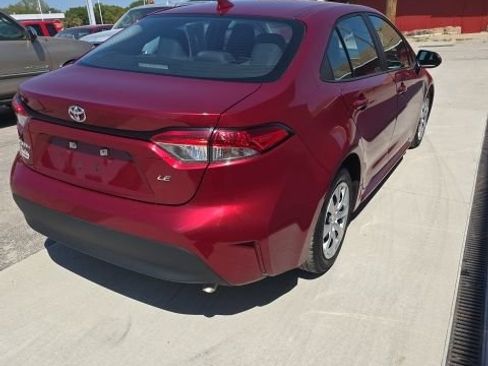 Used 2025 Toyota Corolla LE FWD image 6