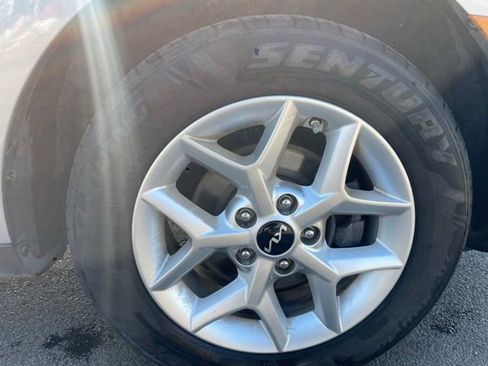 Used 2022 Kia Soul LX w/ Technology Package image 16