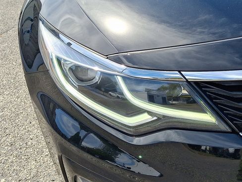 Used 2020 Kia Optima S FWD image 9