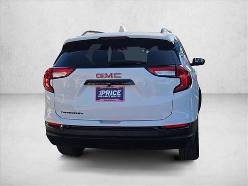 Certified 2023 GMC Terrain SLE w/ Driver Convenience Package image 6