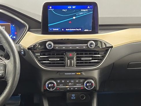 Used 2021 Ford Escape Titanium w/ Titanium Elite Package image 19