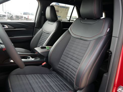 New 2026 Ford Explorer ST-Line w/ ST-Line Street Pack AWD/4WD image 18
