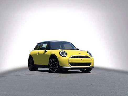 New 2026 MINI Cooper S FWD image 2
