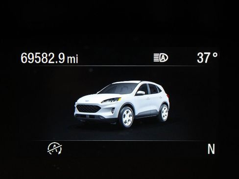 Used 2022 Ford Escape SE w/ Cold Weather Package image 10