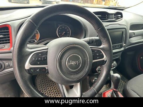 Used 2016 Jeep Renegade Trailhawk image 10