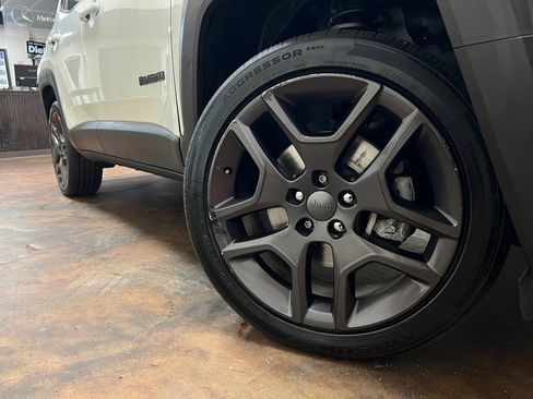 Used 2020 Jeep Renegade Altitude image 41