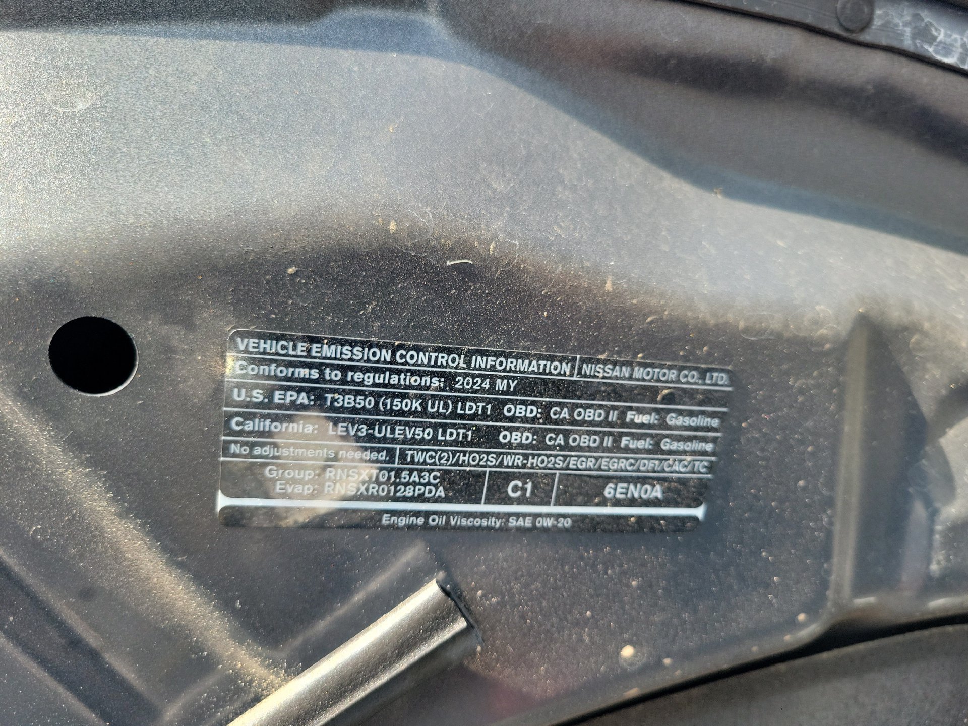 Used 2024 Nissan Rogue S FWD image 24