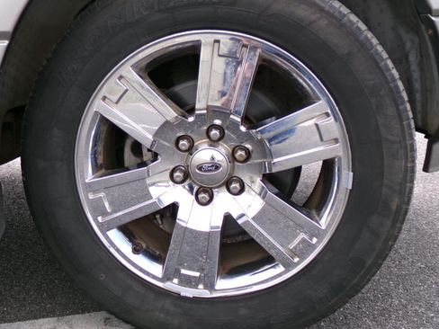 Used 2008 Ford Expedition Limited RWD image 20