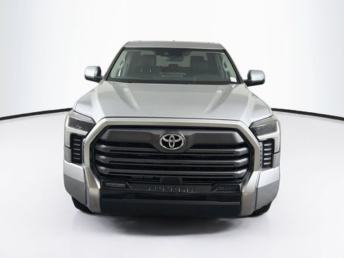 Used 2022 Toyota Tundra Limited RWD image 2