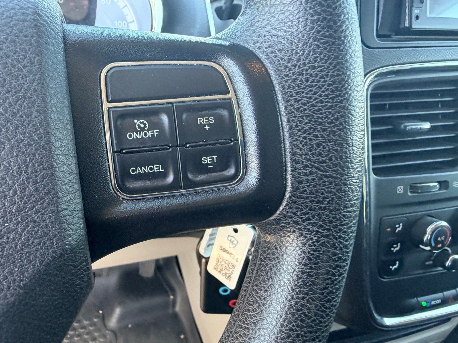 Used 2019 Dodge Grand Caravan SE w/ UConnect Hands-Free Group FWD image 19