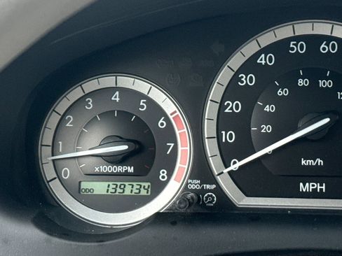 Used 2006 Toyota Sienna CE image 19