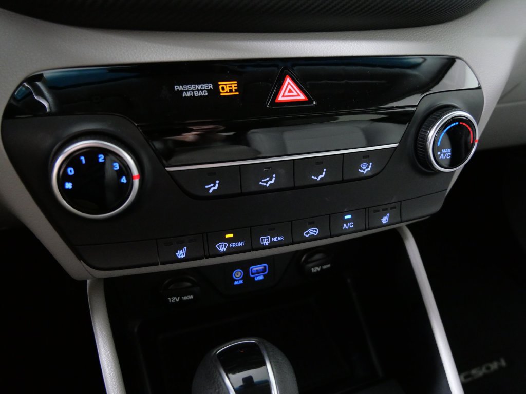 Used 2019 Hyundai Tucson Value AWD/4WD image 27