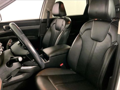 Certified 2024 Kia Sorento S image 22