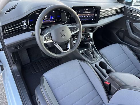 New 2026 Volkswagen Jetta SE image 10