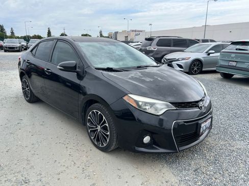 Used 2015 Toyota Corolla S w/ Protection Package FWD image 3