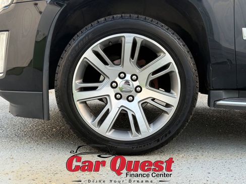 Used 2016 Cadillac Escalade Luxury AWD/4WD image 26
