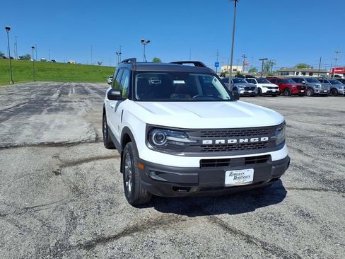 Used 2021 Ford Bronco Sport Badlands w/ Badlands Package AWD/4WD image 4