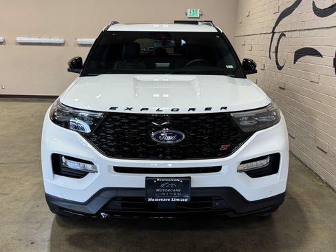 Used 2023 Ford Explorer ST w/ Technology Package AWD/4WD image 13