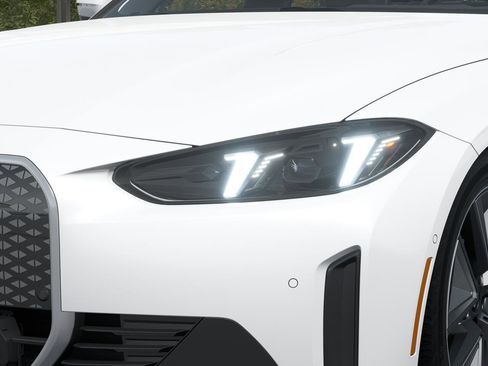 New 2026 BMW i4 eDrive40 image 6