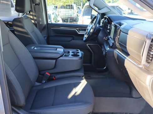 Certified 2025 Chevrolet Silverado 2500 LT w/ All Star Edition image 37