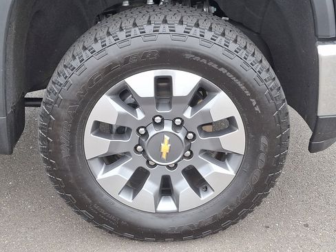 Certified 2025 Chevrolet Silverado 2500 LT w/ All Star Edition AWD/4WD image 8