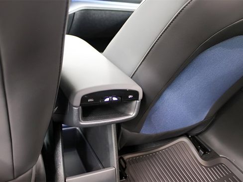 New 2026 Volvo EX30 Plus image 13