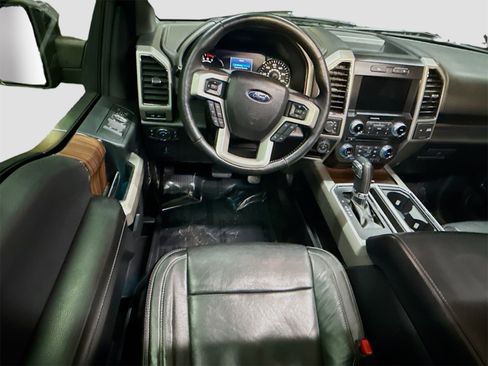 Used 2017 Ford F150 Lariat w/ Equipment Group 502A Luxury image 23