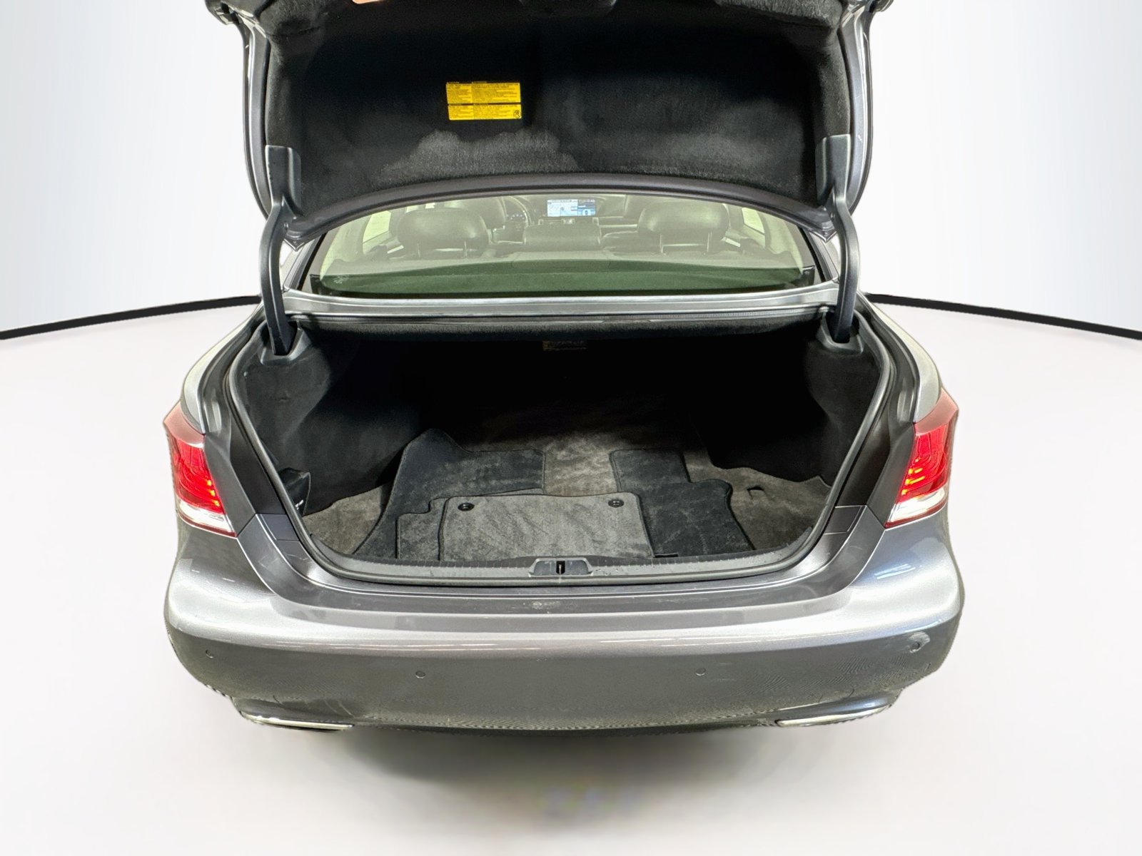 Used 2014 Lexus LS 460 AWD w/ Comfort Package image 28
