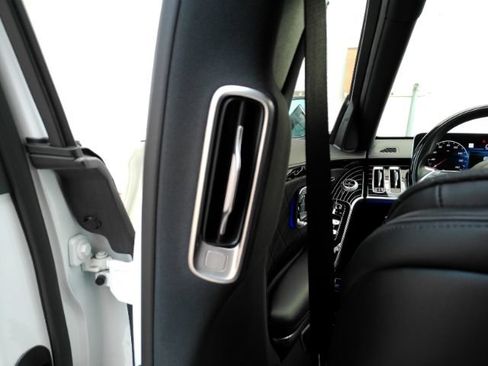 Used 2021 Mercedes-Benz S 580 4MATIC Sedan image 32