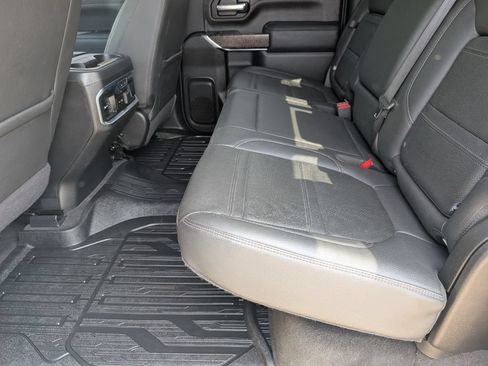 Used 2020 GMC Sierra 2500 Denali w/ Denali Ultimate Package AWD/4WD image 10