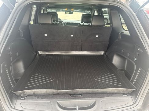 Used 2021 Jeep Grand Cherokee Limited w/ Trailer Tow Group IV image 24