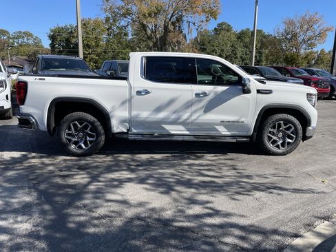 New 2026 GMC Sierra 1500 SLT w/ SLT Premium Plus Package image 8