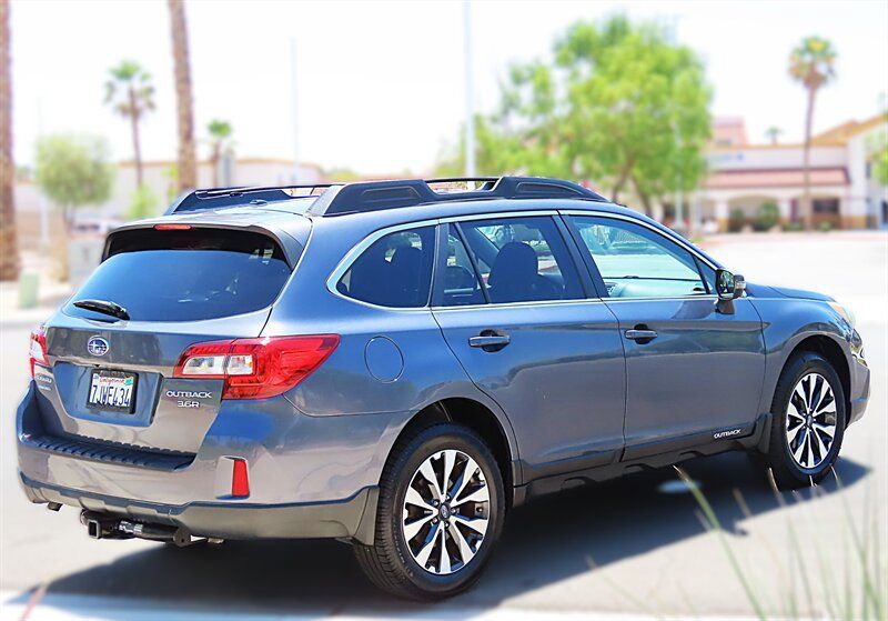 Used 2015 Subaru Outback 3.6R Limited AWD/4WD image 6