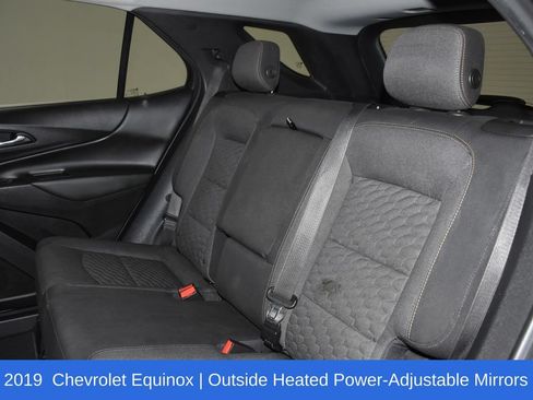 Used 2019 Chevrolet Equinox LT w/ Driver Convenience Package FWD image 29