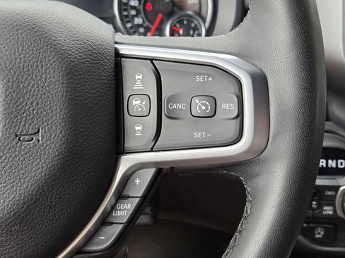 Used 2025 RAM 1500 Big Horn image 28