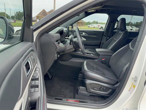 Used 2025 Ford Explorer ST w/ Sun And Sound Package AWD/4WD image 8