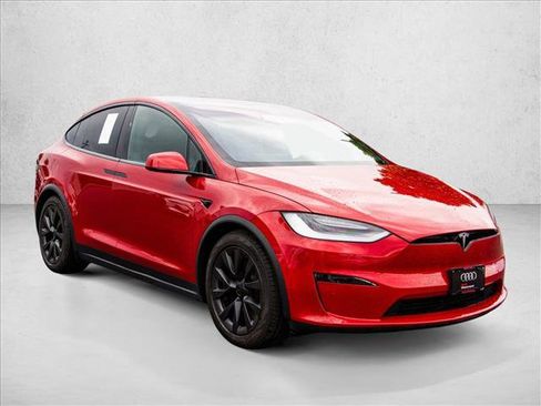 Used 2022 Tesla Model X Plaid AWD/4WD image 3