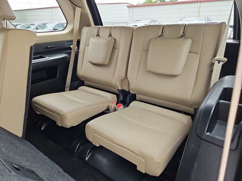Used 2018 Toyota 4Runner SR5 Premium AWD/4WD image 31