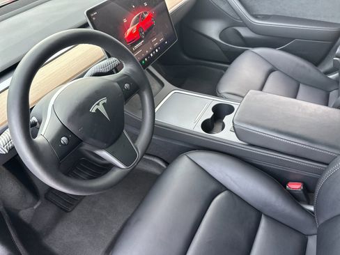 Used 2023 Tesla Model 3 Standard Range image 10