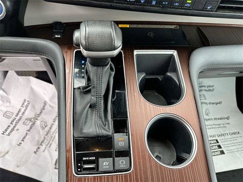 Certified 2024 Toyota Sienna XLE w/ XLE Plus Package image 20
