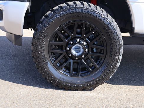 Used 2019 Ford F250 Lariat w/ Lariat Ultimate Package image 14