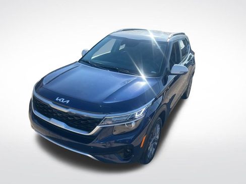 Certified 2023 Kia Seltos S w/ Navigation Package image 39