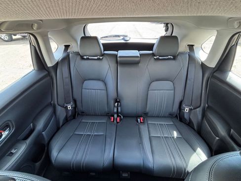 Used 2025 Honda HR-V EX-L image 39