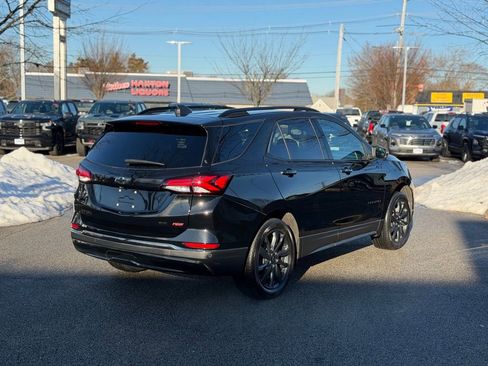Used 2023 Chevrolet Equinox RS w/ RS Leather Package image 5