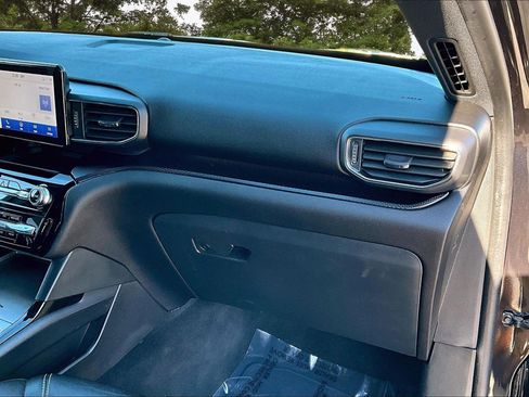 Used 2022 Ford Explorer ST w/ ST Street Pack image 29